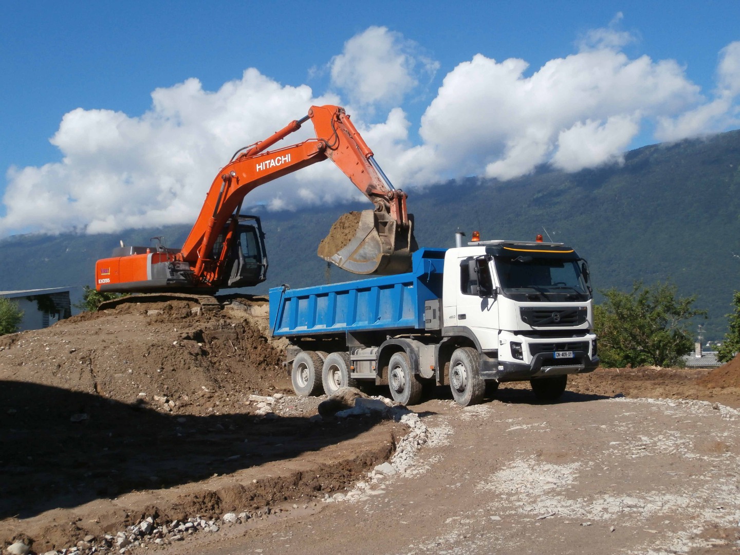 Location de camions bennes 74 et 73